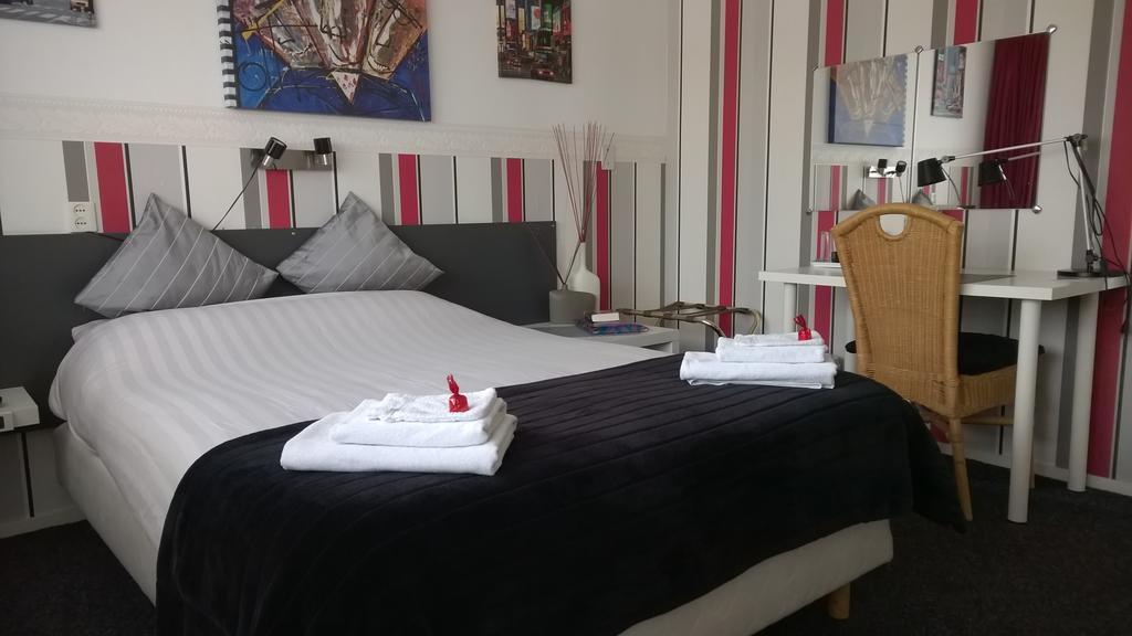 Hotel Noordzee Hoek van Holland Habitación foto